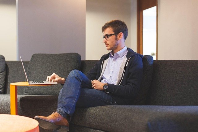 Combien coûte une assurance professionnelle en 2025 ?