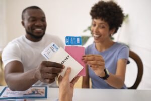 Quelles différences entre assurance transport classique et assurance convoyage poids lourds ?